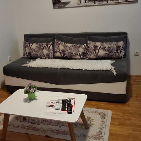 Naki Apartmani Подгорица Экстерьер фото