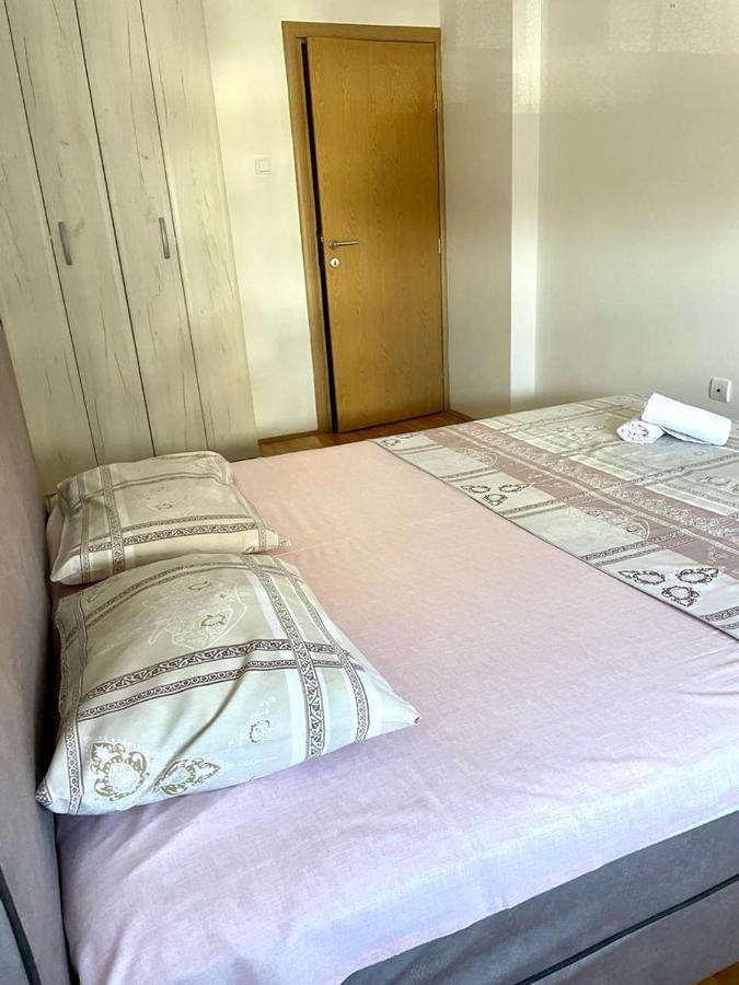 Naki Apartmani Подгорица Экстерьер фото
