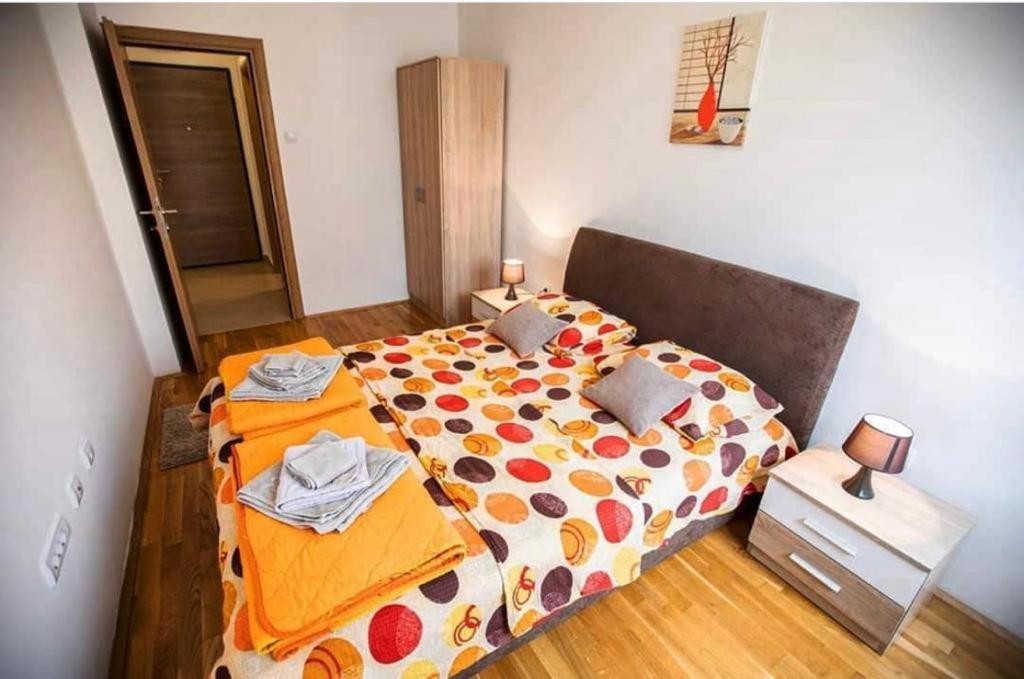 Naki Apartmani Подгорица Номер фото